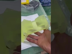 रंगीन पॉलीयूरेथेन शीट / चिकनी पीयू शीट 35-155KN/M अच्छी मशीनिंग