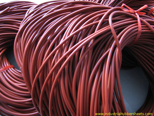 लाल रंग तेल प्रतिरोध सिलिकॉन रबर कॉर्ड तन्य शक्ति 7.5-9.8Mpa